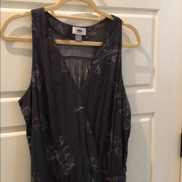 Old Navy Floral Jumpsuit - Picture 2 of 4